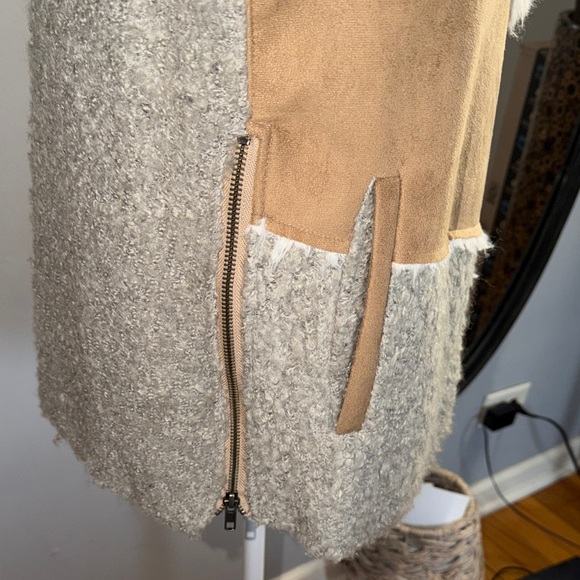Saturday Sunday Anthropologie Fluffy Cream Vest - Picture 6 of 11